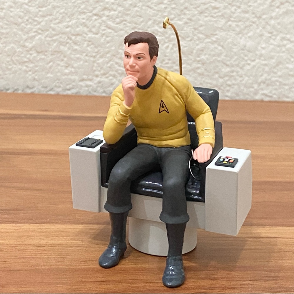 Vintage 1995 Hallmark Keepsake Star Trek Capt. James T. Kirk Christmas Ornament